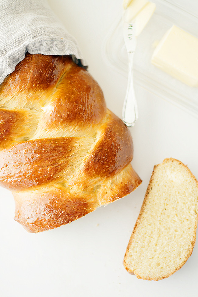 simple challah bread recipe | heathersfrenchpress.com