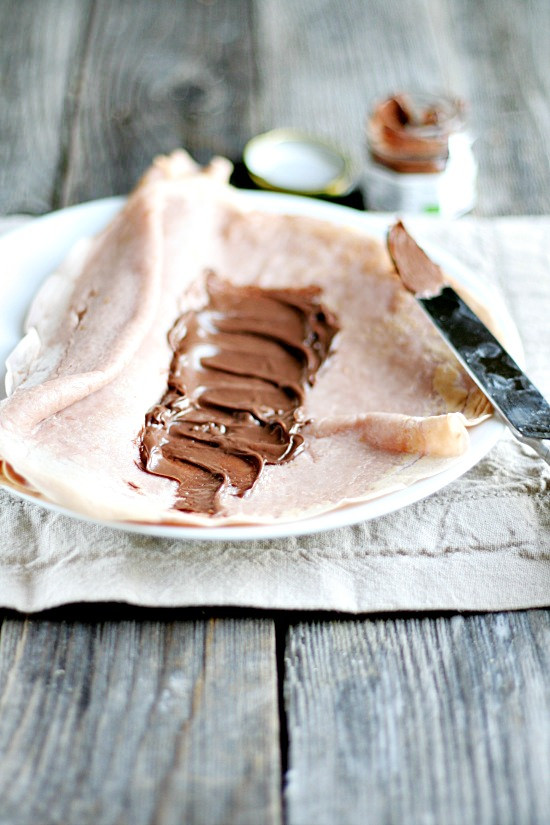 Raspberry crepes