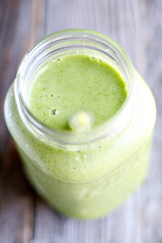 Tropical Green Smoothie
