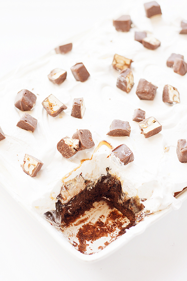 snickers brownie ice cream cake #IceCreamMonth