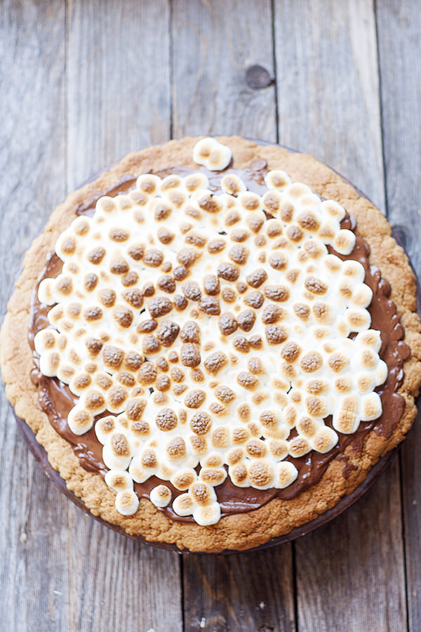 s'more pizza