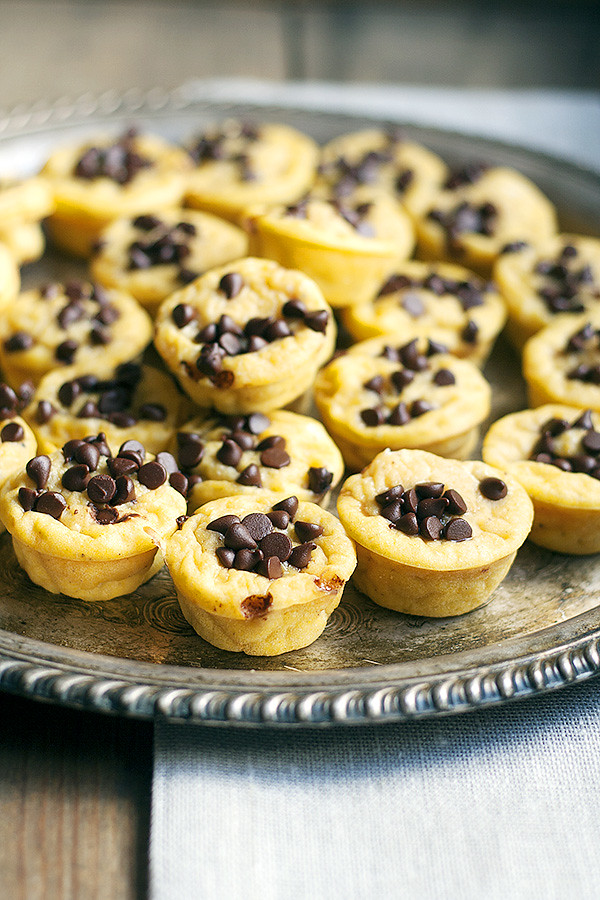 mini pumpkin chocolate chip pancake muffins
