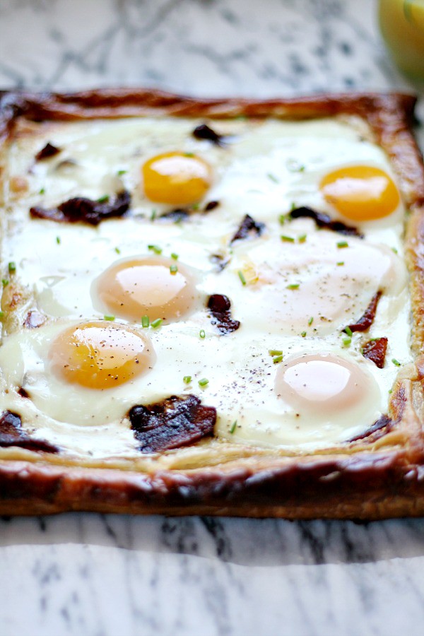 Bacon and Egg Puff Pastry Tart | heathersfrenchpress.com #fathersday