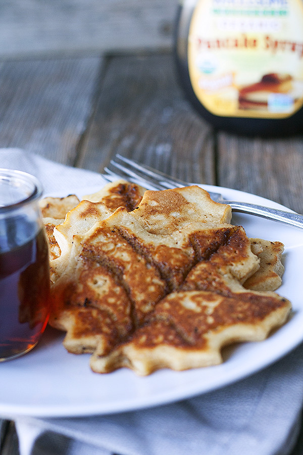 cinnamon roll maple leaf pancakes