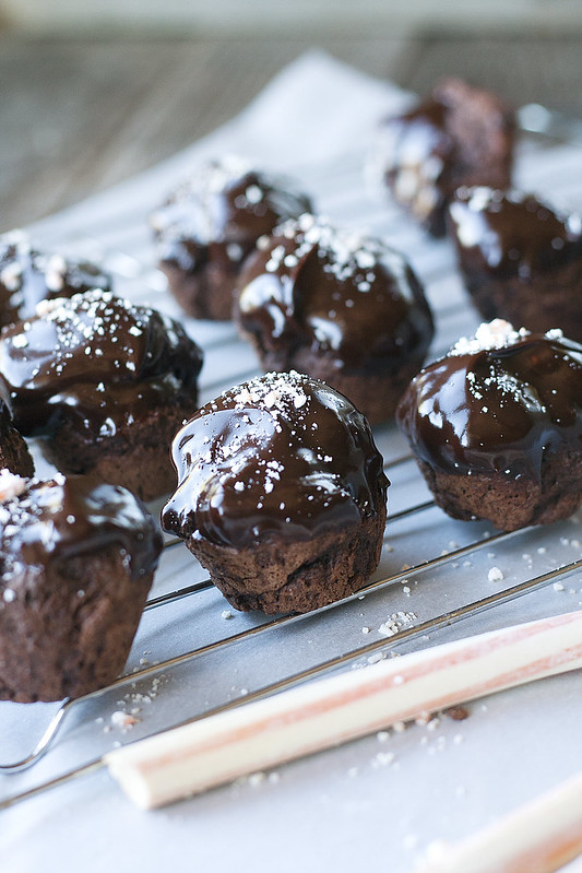 peppermint chocolate doughnut muffins