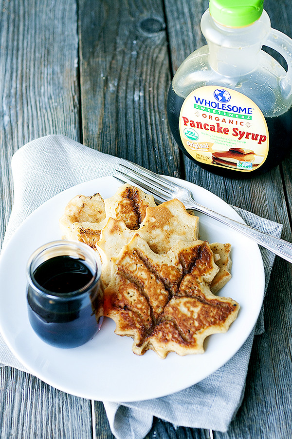 cinnamon roll maple leaf pancakes