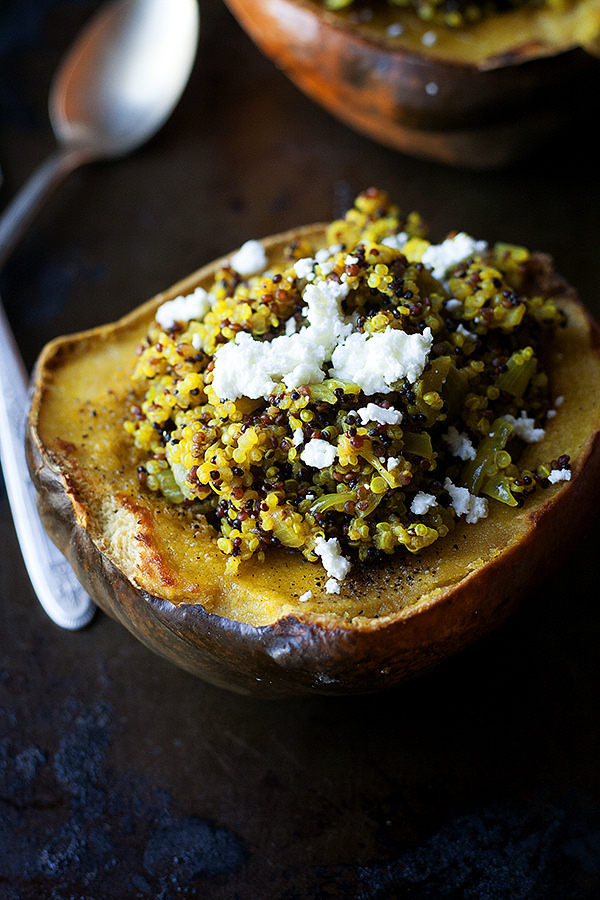 curried quinoa stuffed acorn squash