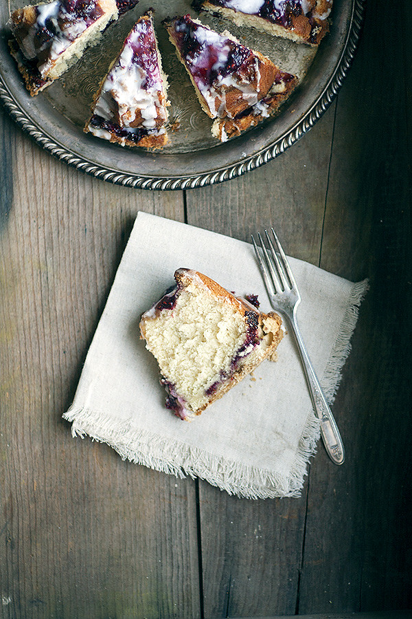 glazed raspberry coffee cake