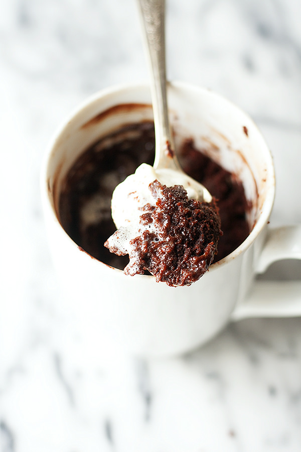red velvet hot cocoa brownie in a mug