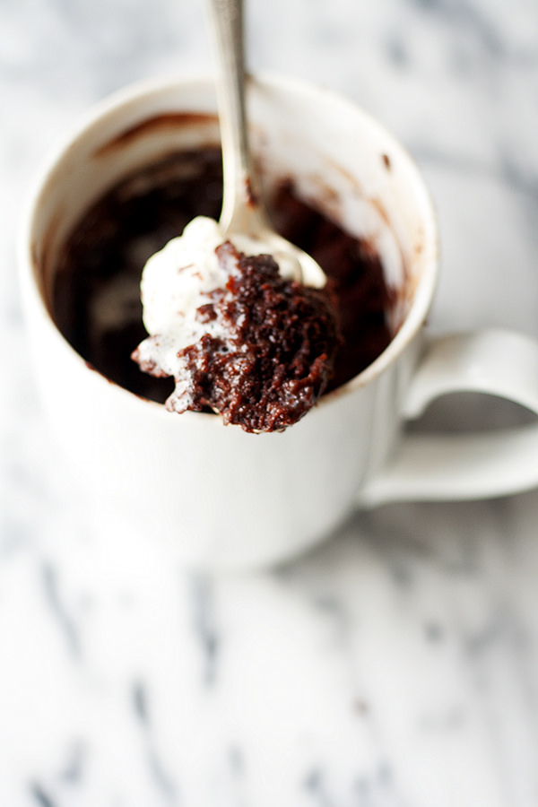 red velvet hot cocoa brownie in a mug