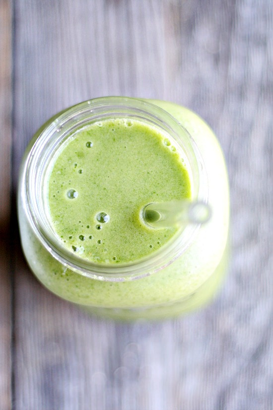 Tropical Green Smoothie