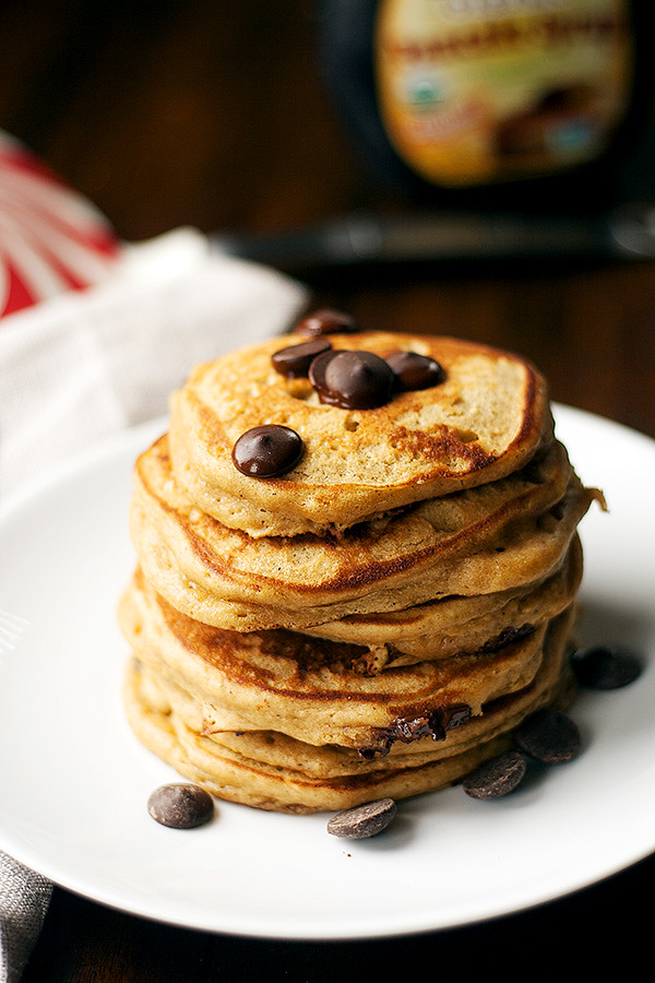 gingerbread chocolate chip pancakes