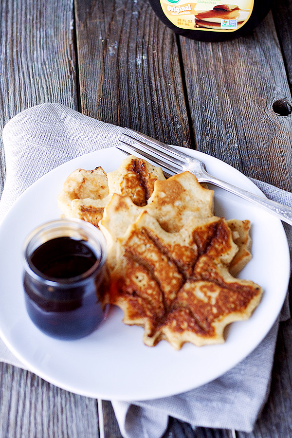 maple leaf cinnamon roll pancakes