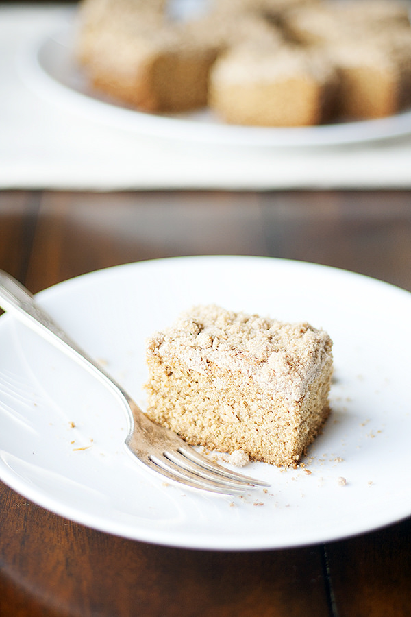 holiday baking | gingerbread coffeecake with spicy ginger streusel