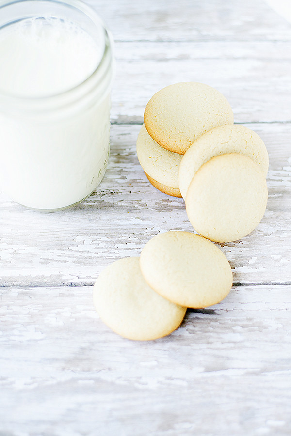 homemade vanilla wafers | heathersfrenchpress.com