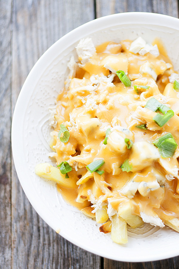 buffalo chicken poutine
