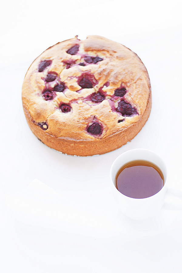 easy raspberry ricotta cake