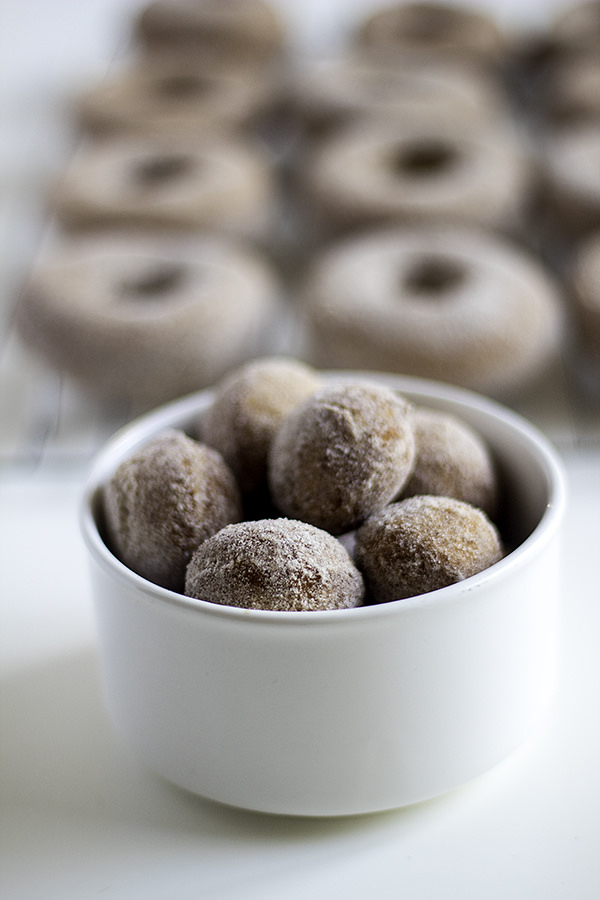 apple cider doughnuts