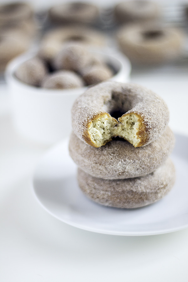 old fashioned apple cider doughnuts