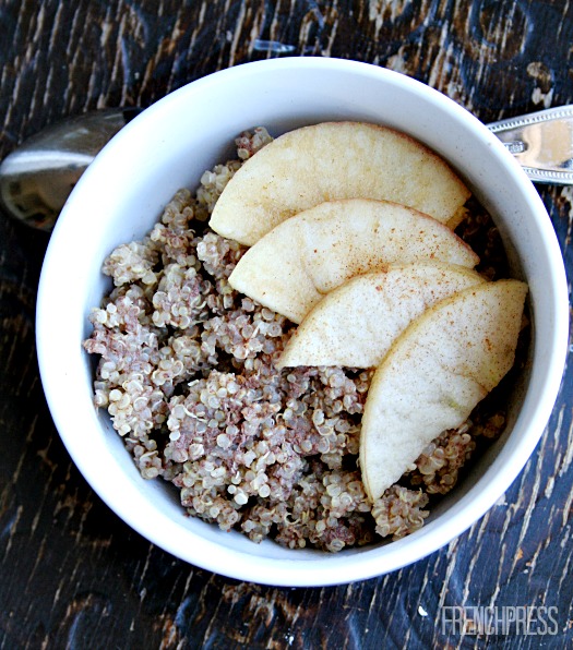 Breakfast Qinoa Bowl - heathersfrenchpress.com #quinoa #breakfast
