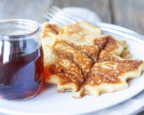 cinnamon roll pancakes