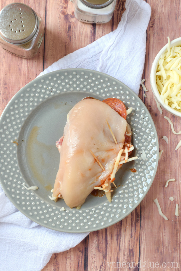 pizza stuffed chicken