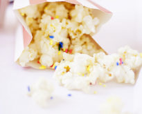 healthier cake batter popcorn (made with cashew butter) | heathersfrenchpress.com