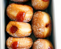 strawberry rhubarb jelly doughnuts