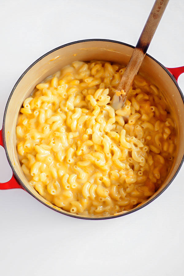 one pot roasted vegetable mac and cheese