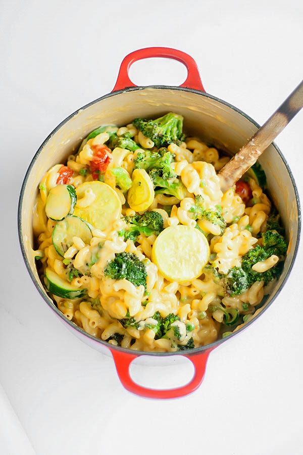 one pot roasted vegetable mac and cheese