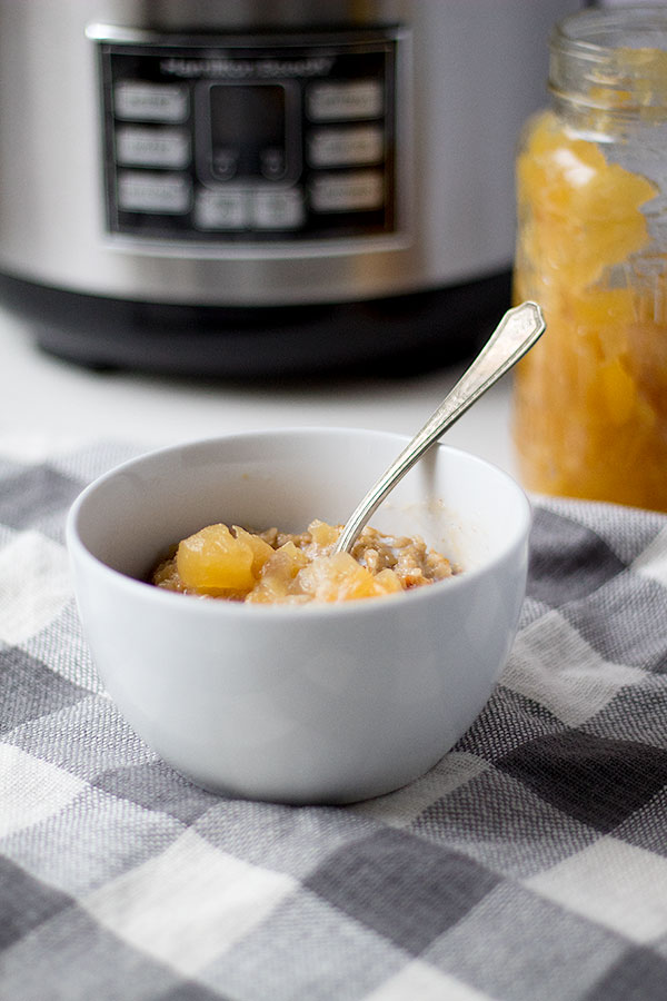 overnight apple pie oatmeal