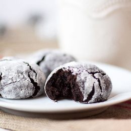 peppermint chocolate crinkle cookies