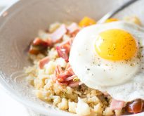 ham and egg cauliflower rice bowl