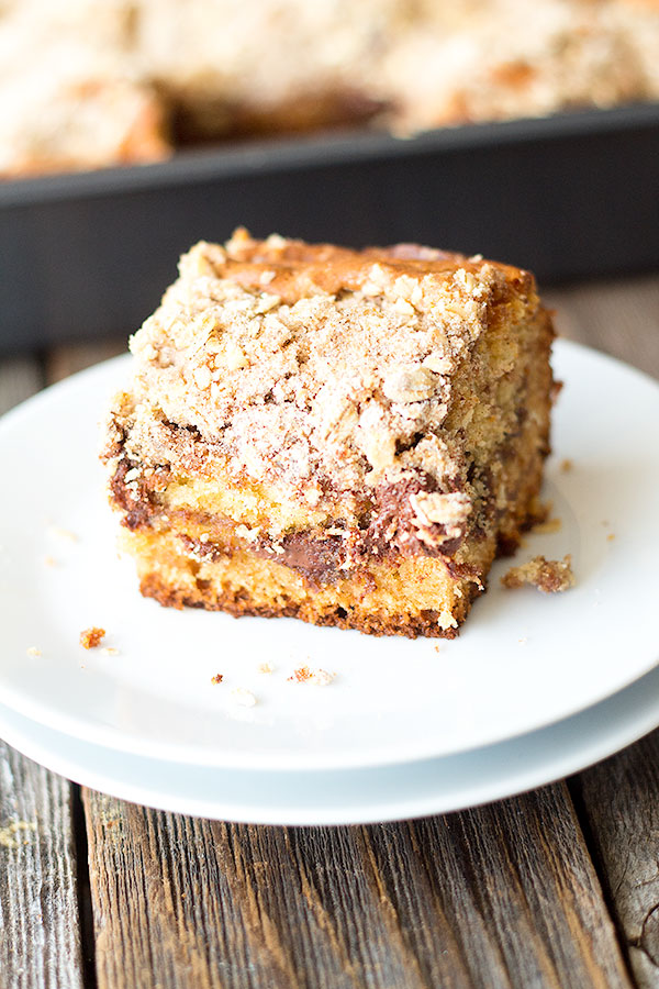chocolate chip coffee cake