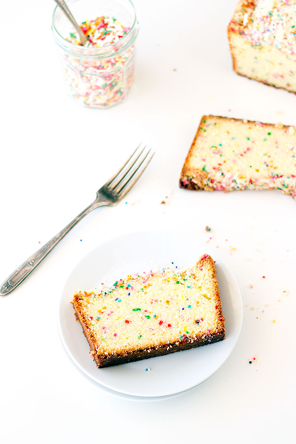 birthday cake bread with crumb topping