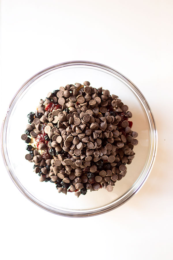 the best bulk bin trail mix recipe