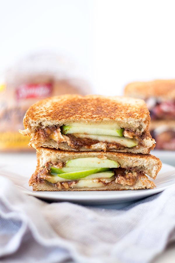 haoolween candy grilled cheese