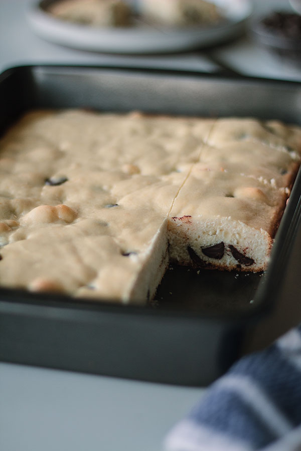 chocolate chip snack cake