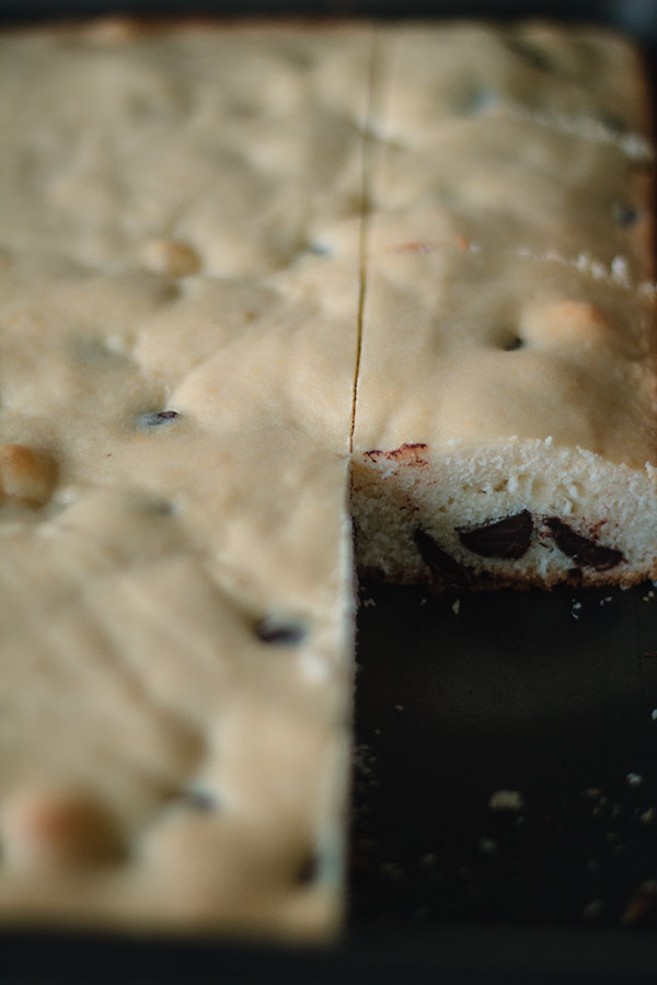 chocolate chip snack cake