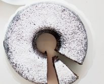chocolate banana bundt cake