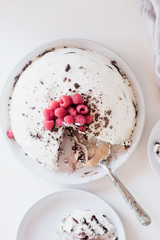 easy summer dessert | no=bake chocolate raspberry ice box cake