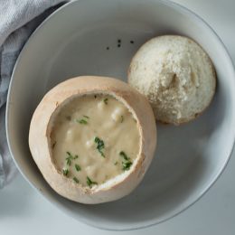 even on the busiest of nights, dinner is only 30 minutes away! | easy 30 minute bread bowls