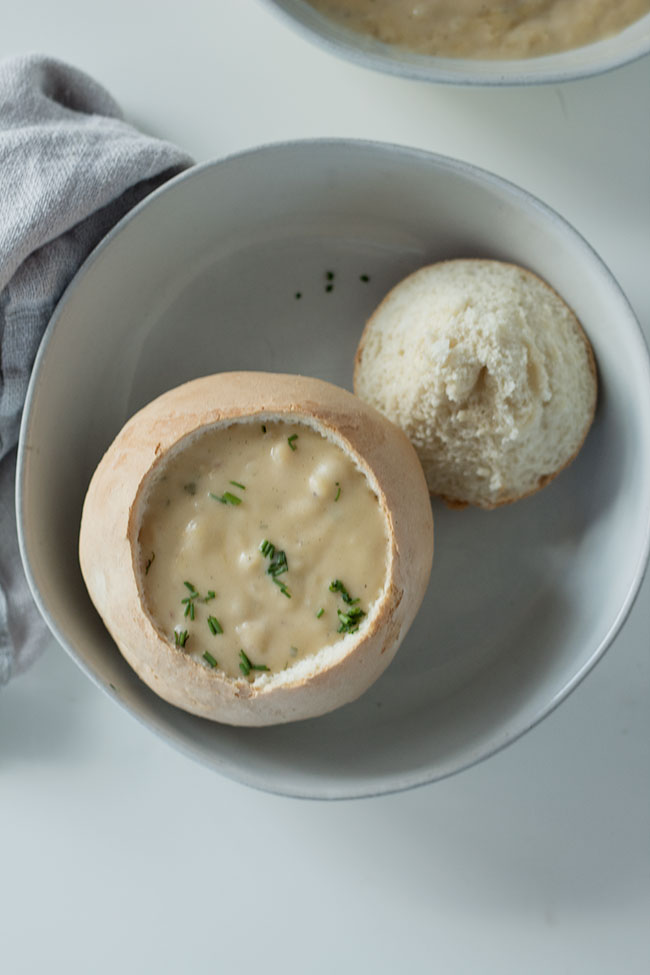 even on the busiest of nights, dinner is only 30 minutes away! | easy 30 minute bread bowls