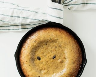 dark chocolate chunk skillet banana bread