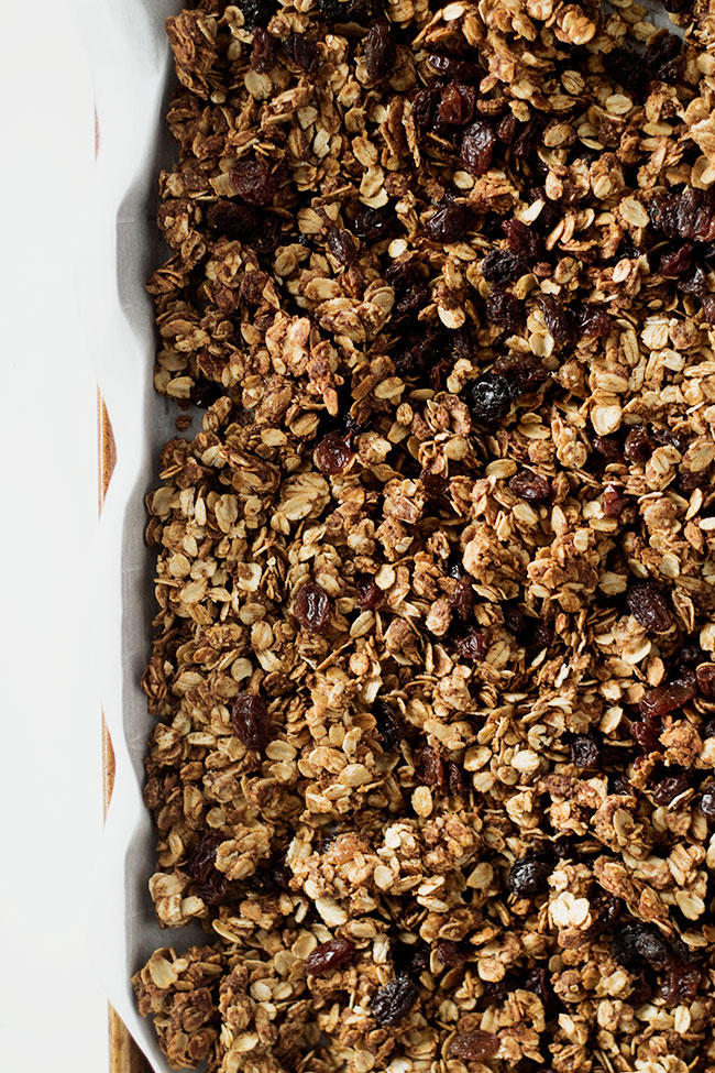 oatmeal raisin cookie granola