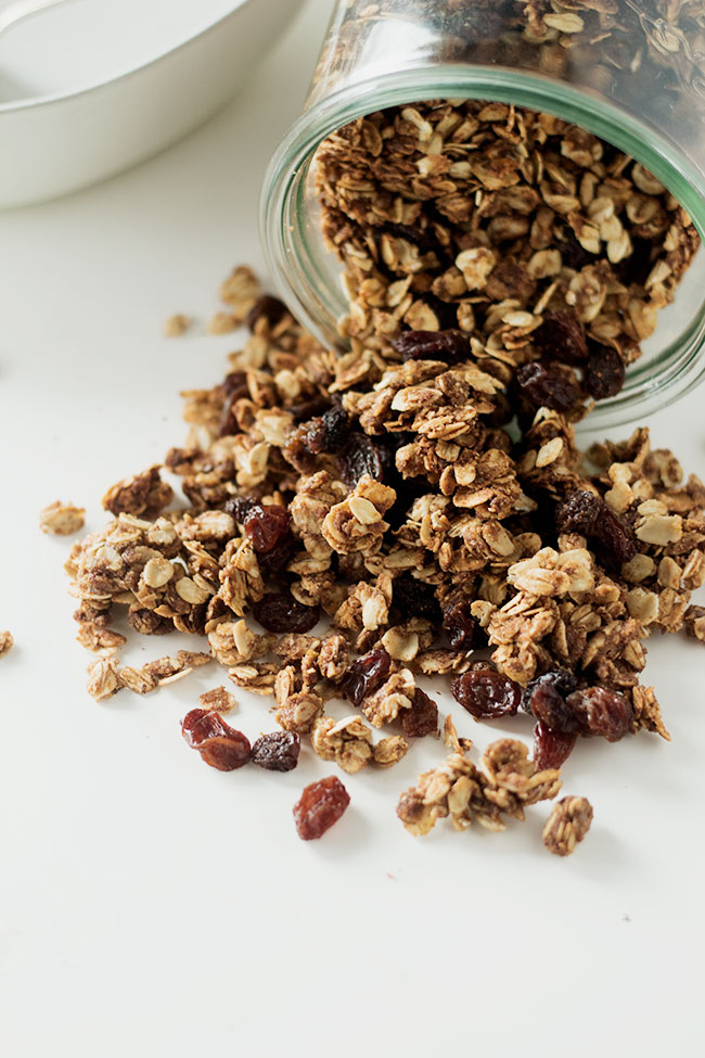 oatmeal raisin cookie granola