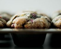 raspbery and dark chocolate muffins
