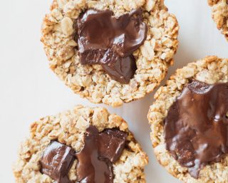 chunky monkey granola cups | playspinboss.gb.net