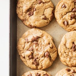 classic vegan chocolate chip cookies